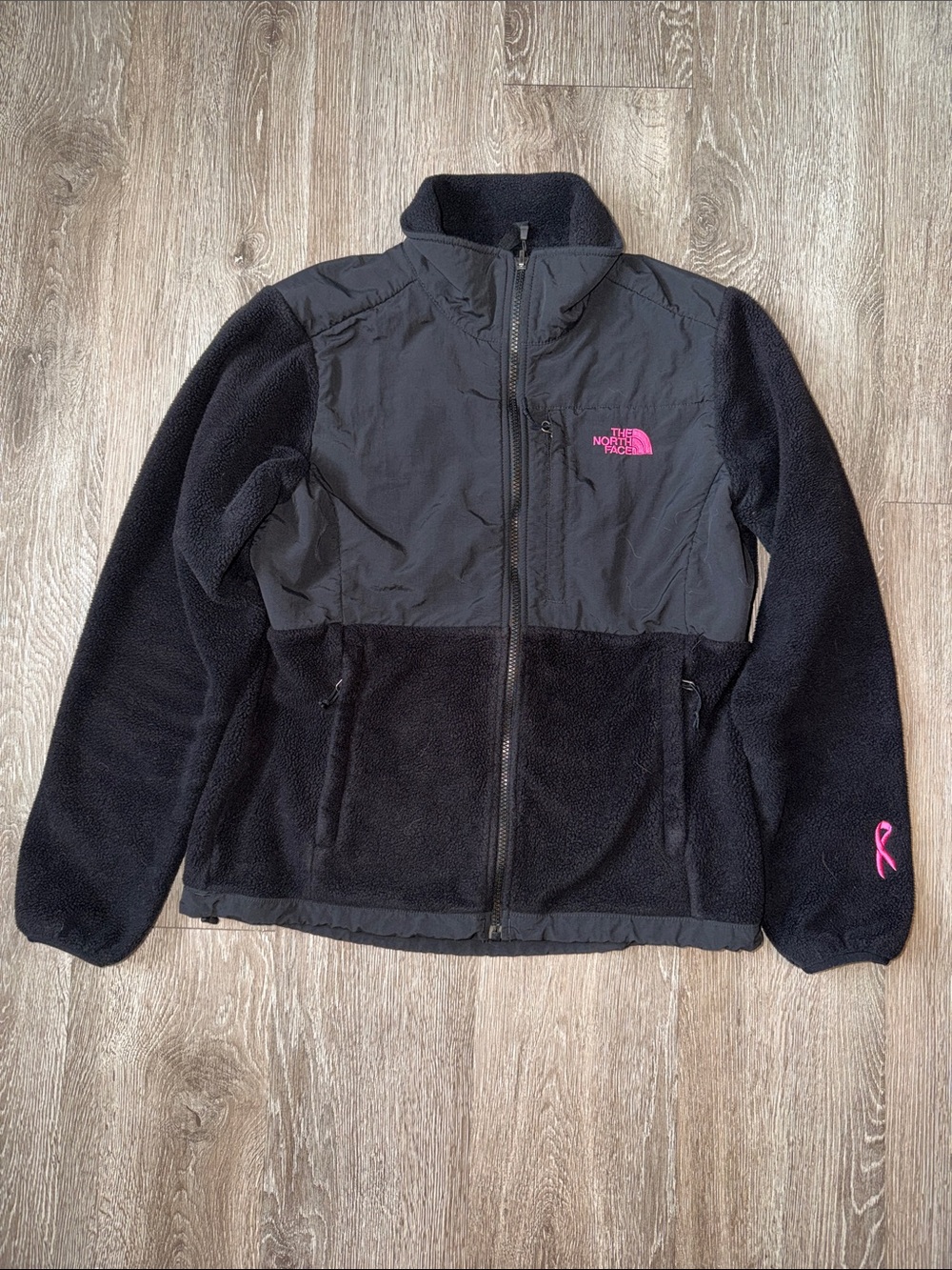 The north face Denali breast cancer jacket coat pink black womens medium